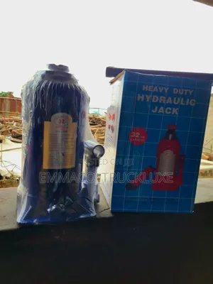 32 Tons Jack ( SCREW )
