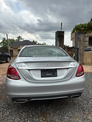 Mercedes-Benz C300 Luxury 4Matic Sedan AWD (2.0L 4cyl 7A) 2016 Silver
