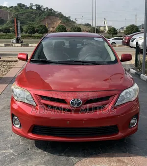 Toyota Corolla LE 4dr Sedan (1.8L 4cyl 4A) 2013 Red