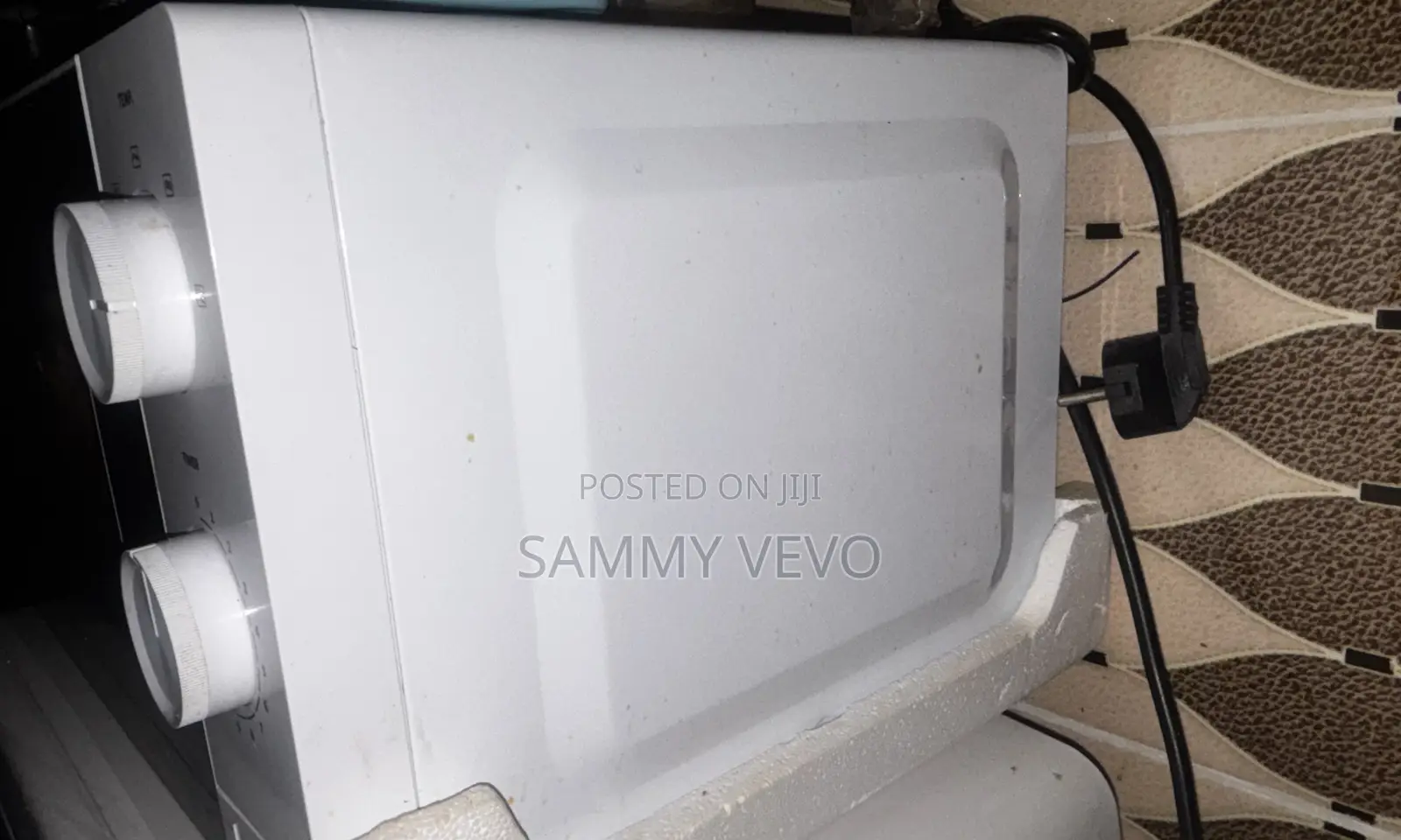 20 Litres Microwave Oven