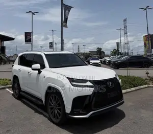 Lexus LX 600 2023 White