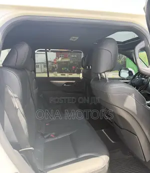 Lexus LX 600 2023 White