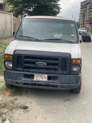 Ford E250 2015 White