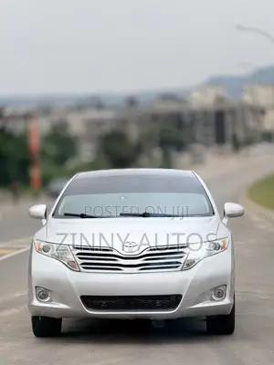Toyota Venza 2010 Silver