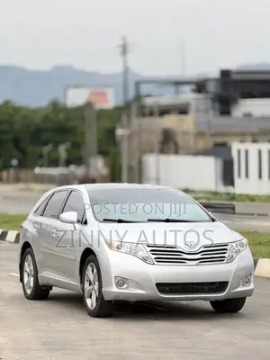 Toyota Venza 2010 Silver