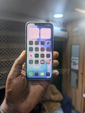 Apple iPhone 13 128 GB Pink