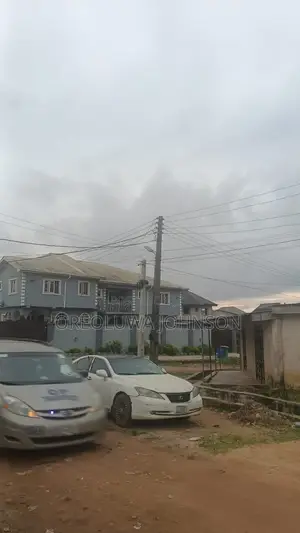 2bdrm Apartment in Gloryland Estate, Iseri Olofin for sale