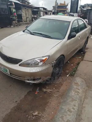 Toyota Camry 2003 Gold