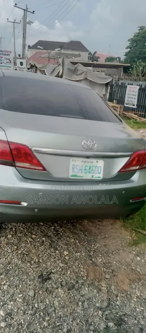 Toyota Camry 2005 Gray