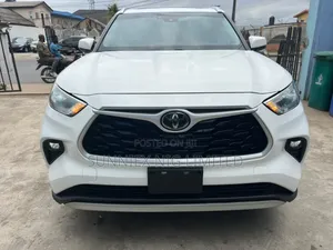 Toyota Highlander 2021 White