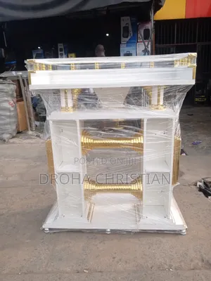 52 X 42 Big Size Podium
