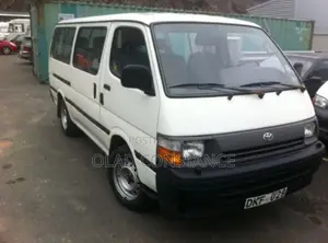 Toyota HiAce 1999 White