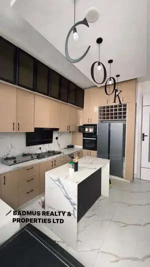 4bdrm Duplex in Palm Residence, Lagos State for sale