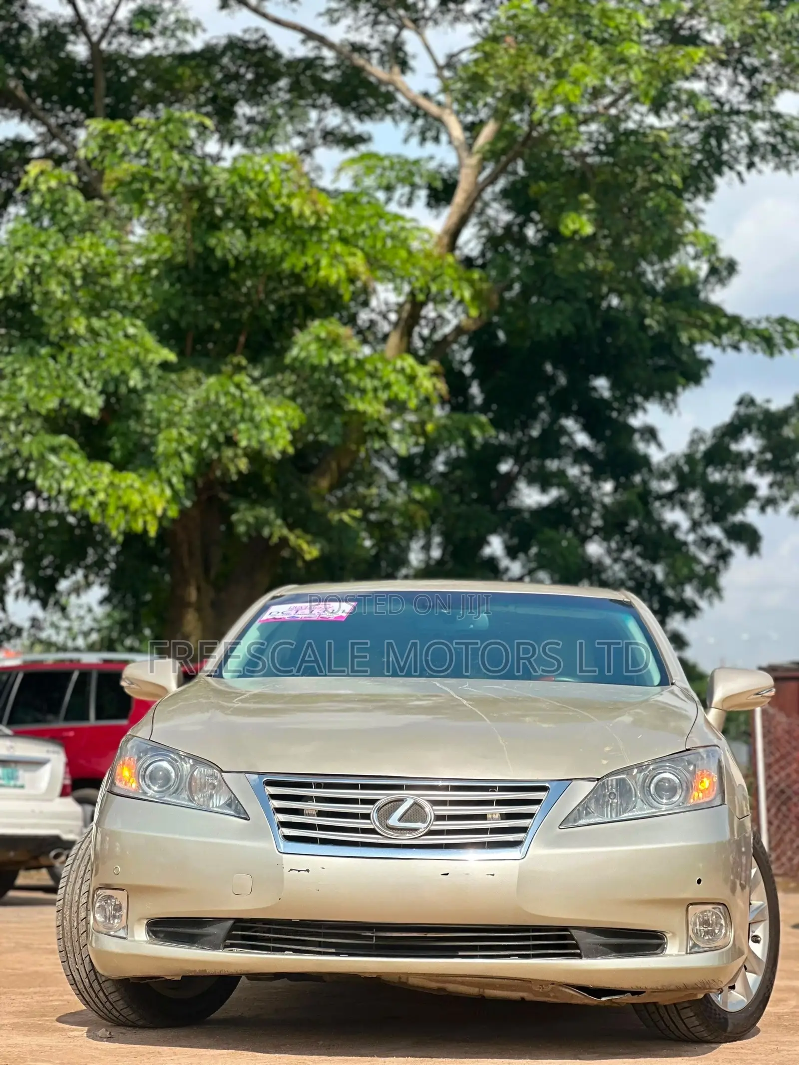 Lexus ES 350 2011 Gold