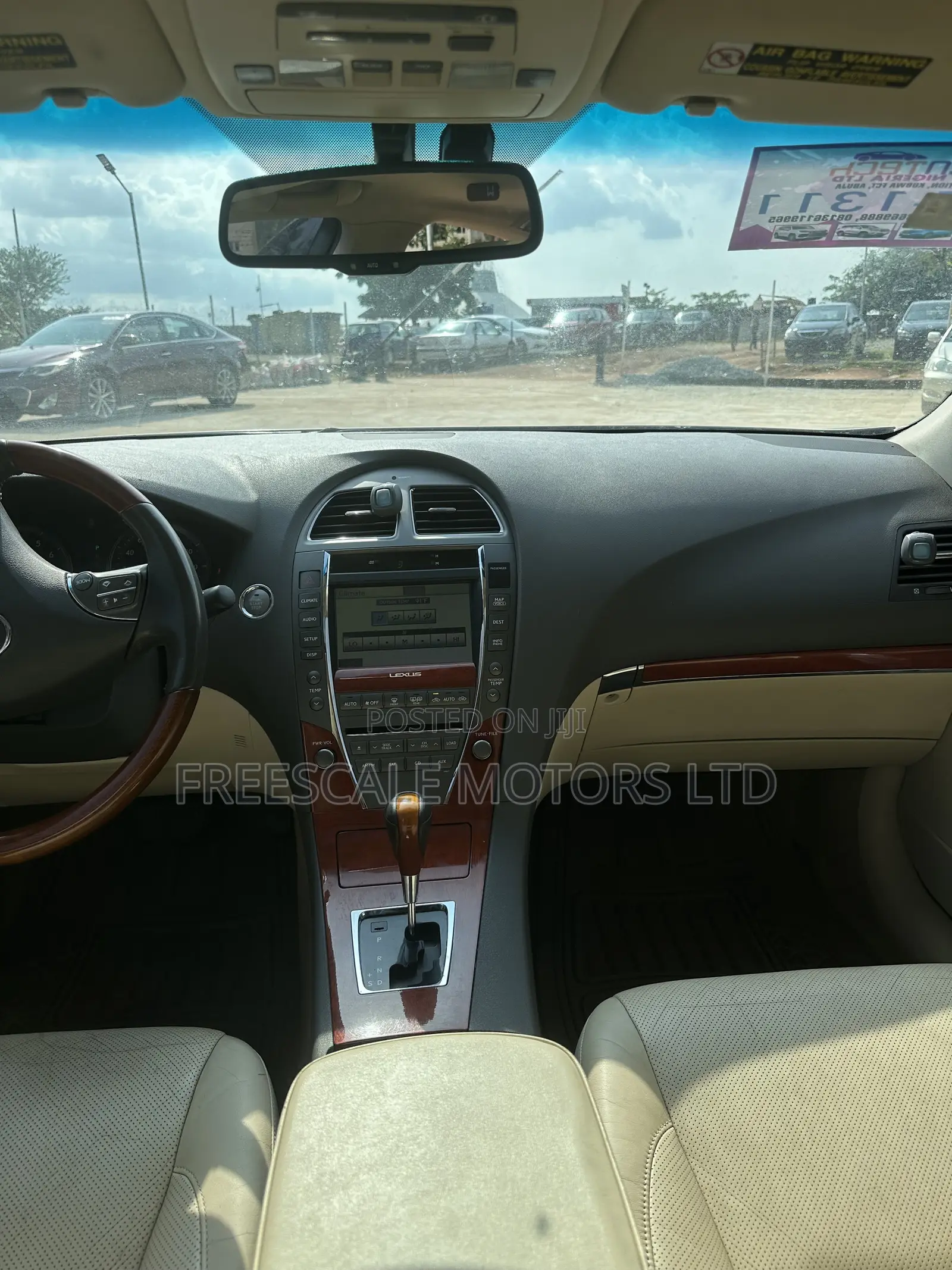 Lexus ES 350 2011 Gold