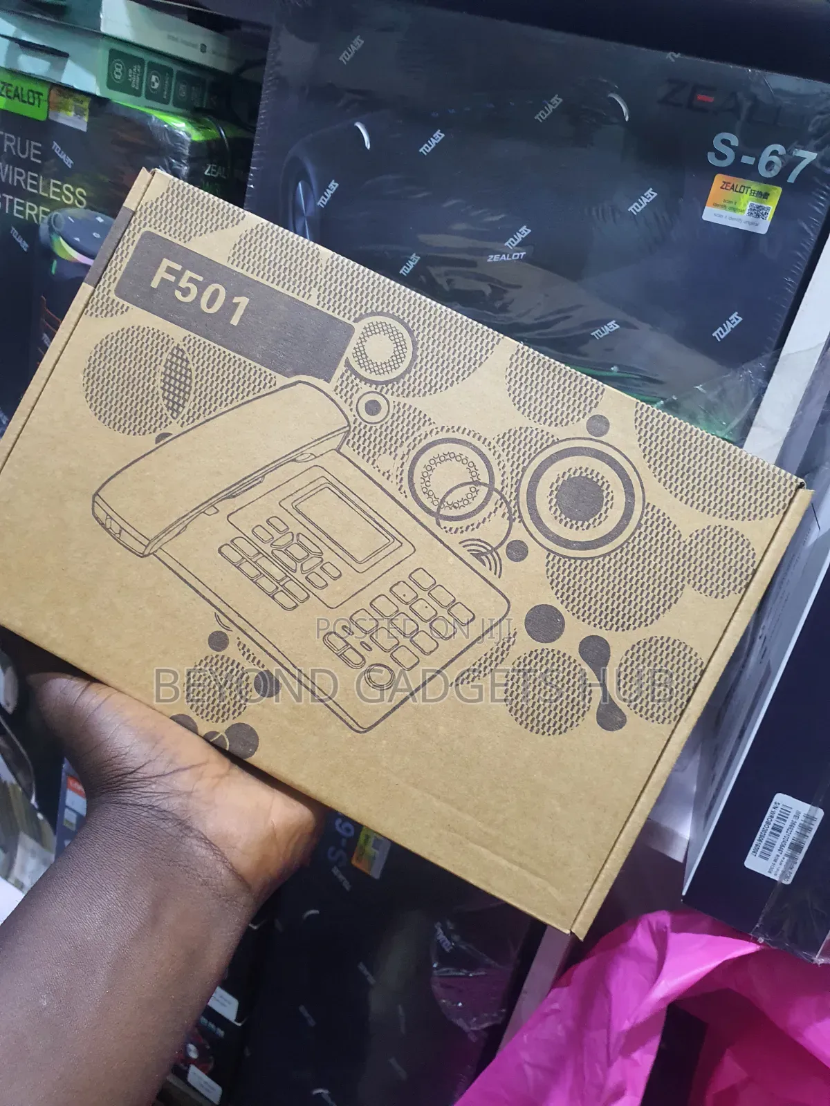 GSM F501 Powerful Antenna Network Coverage Desktop Phone