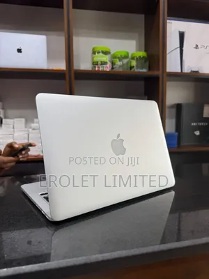 Laptop Apple MacBook Pro 2015 16GB Intel Core i7 SSD 256GB