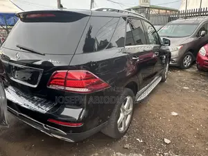 Mercedes-Benz GLE-Class GLE 350d 4MATIC 2016 Black