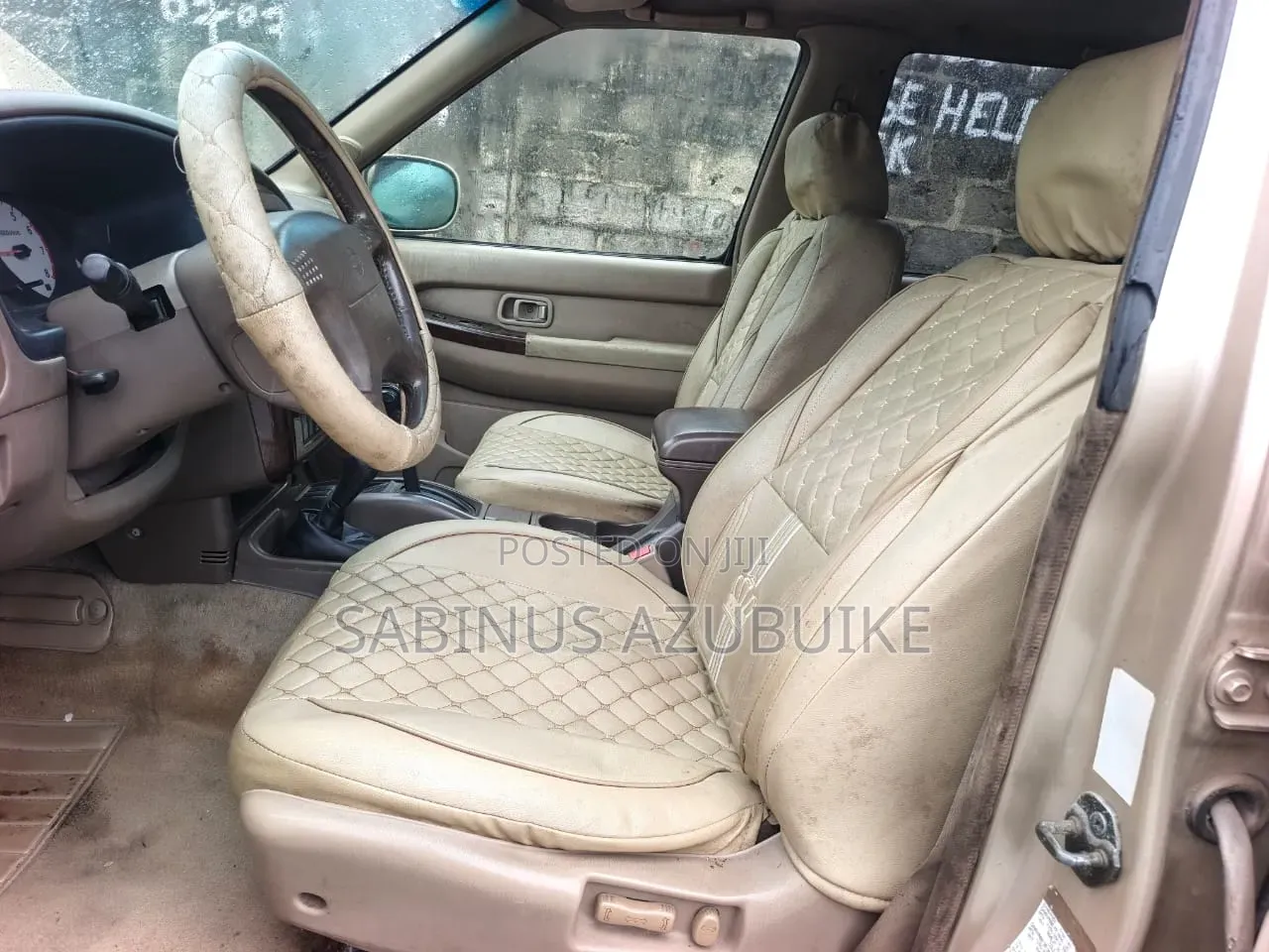 Nissan Pathfinder Automatic 2000 Gold