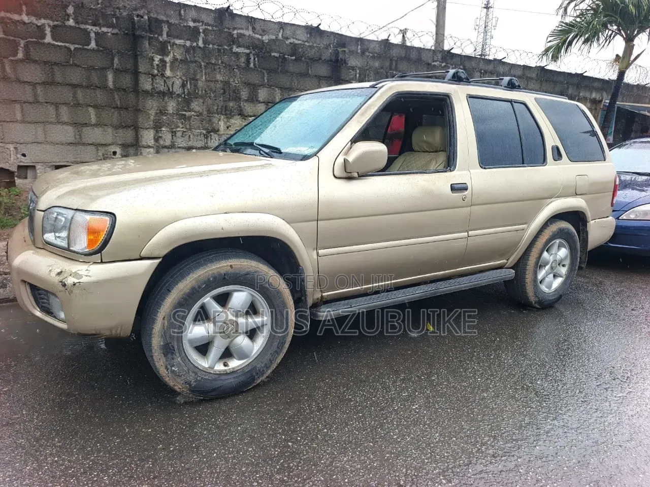 Nissan Pathfinder Automatic 2000 Gold