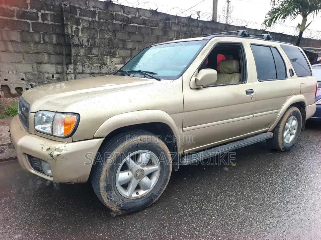 Nissan Pathfinder Automatic 2000 Gold