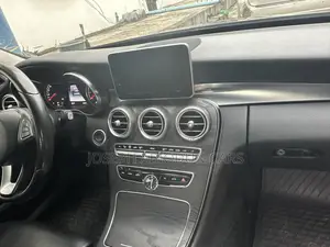 Mercedes-Benz C300 Base AWD 4Matic Sedan (2.0L 4cyl 7A) 2015 Black