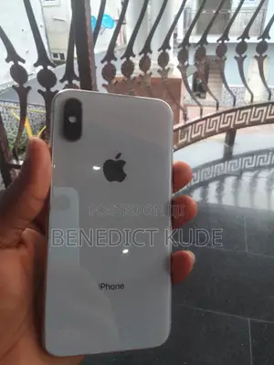 Apple iPhone X 64 GB
