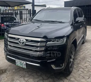 Toyota Land Cruiser 4.6 V8 VX-R 2013 Black