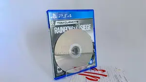 Tom Clancy's Rainbow Six Siege (PS4) - Internet Required