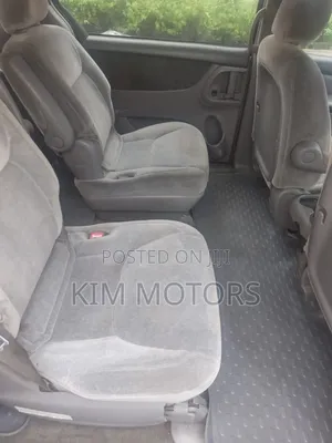 Toyota Sienna 2005 Silver