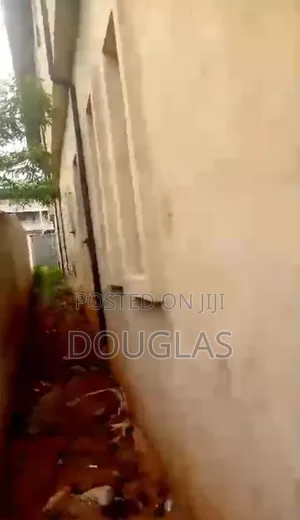 4bdrm Duplex in Ifo for sale