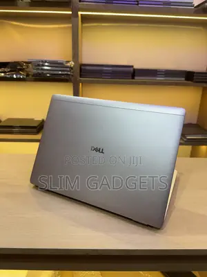 Laptop Dell Plus 14 32GB Intel Core Ultra 7 SSD 512GB