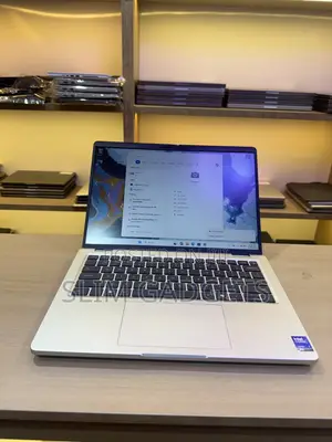 Laptop Dell Plus 14 32GB Intel Core Ultra 7 SSD 512GB