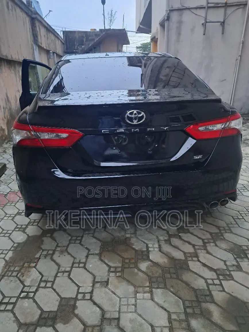 Toyota Camry 2018 Black