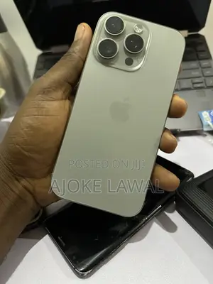 Apple iPhone 16 Pro 256 GB Silver