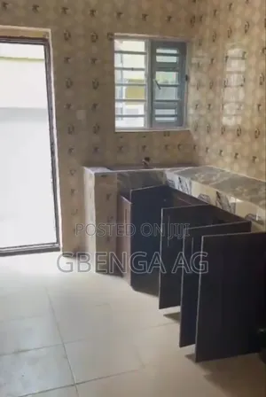 3bdrm Block of Flats in Werewere Ikola Ipaja for rent