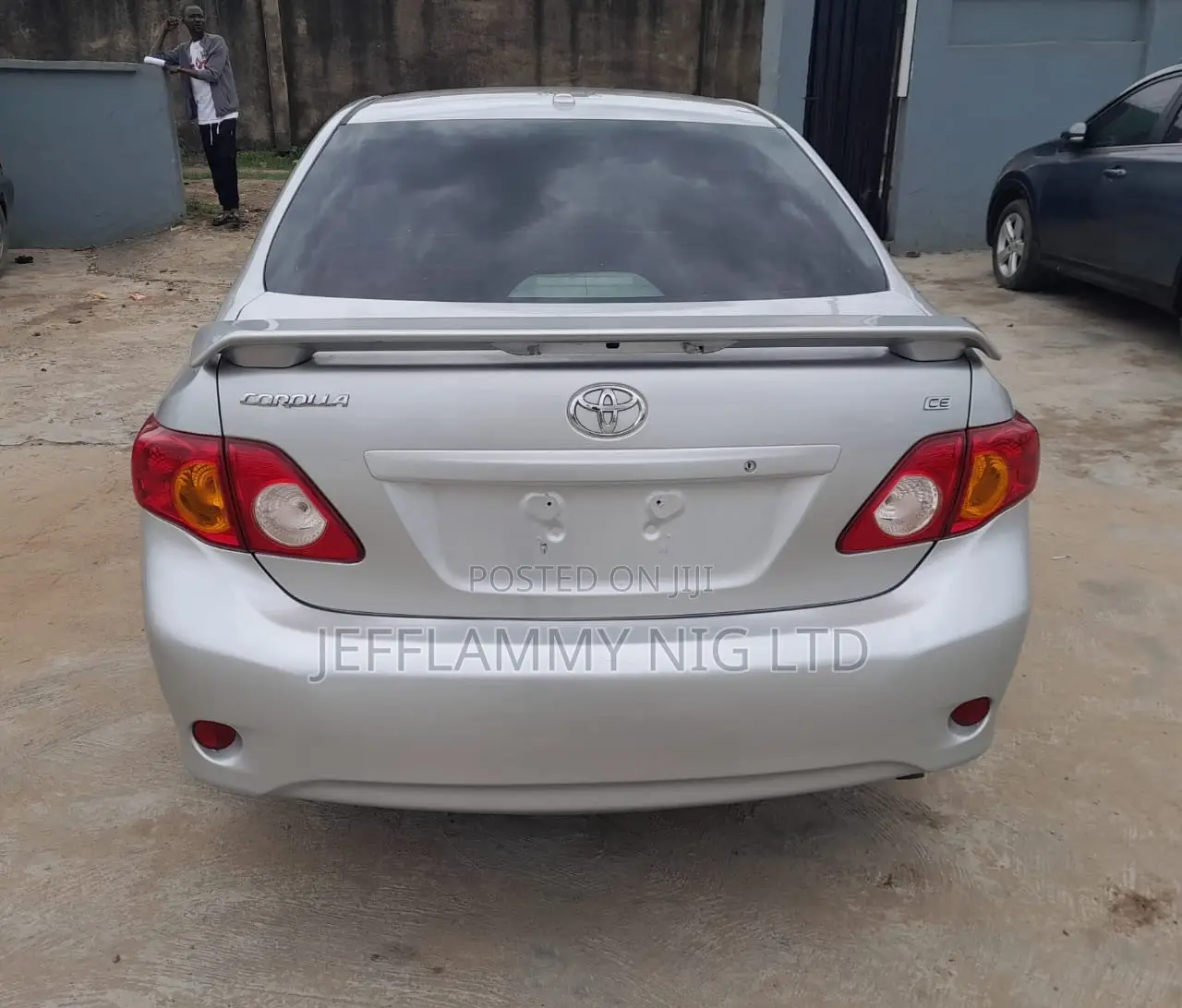 Toyota Corolla 2010 Silver