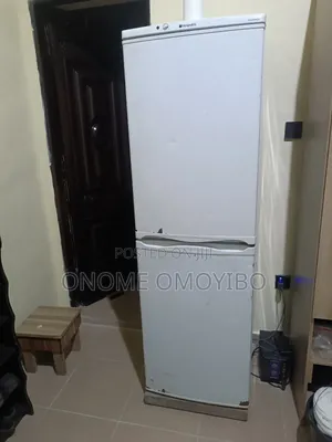 Hot Point Double Door Fridge and Freezer Refrigerator