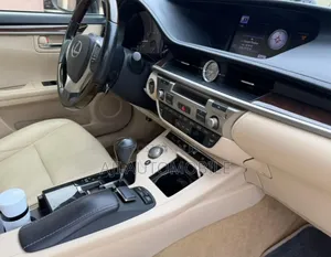 Lexus ES 2013 Black