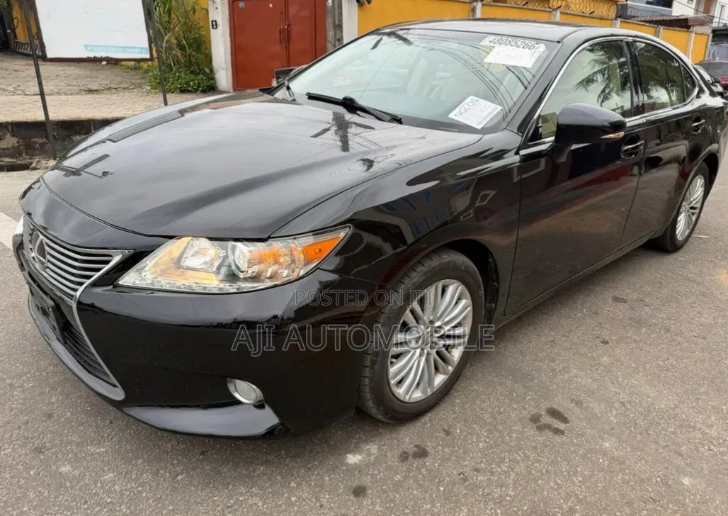 Lexus ES 2013 Black
