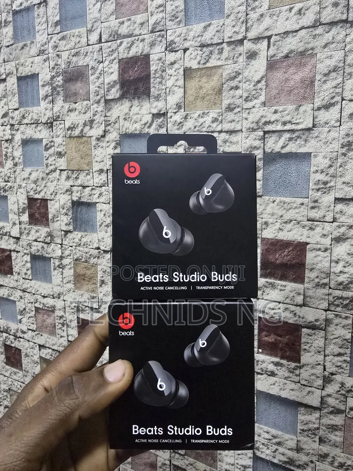 Beats Studio Buds