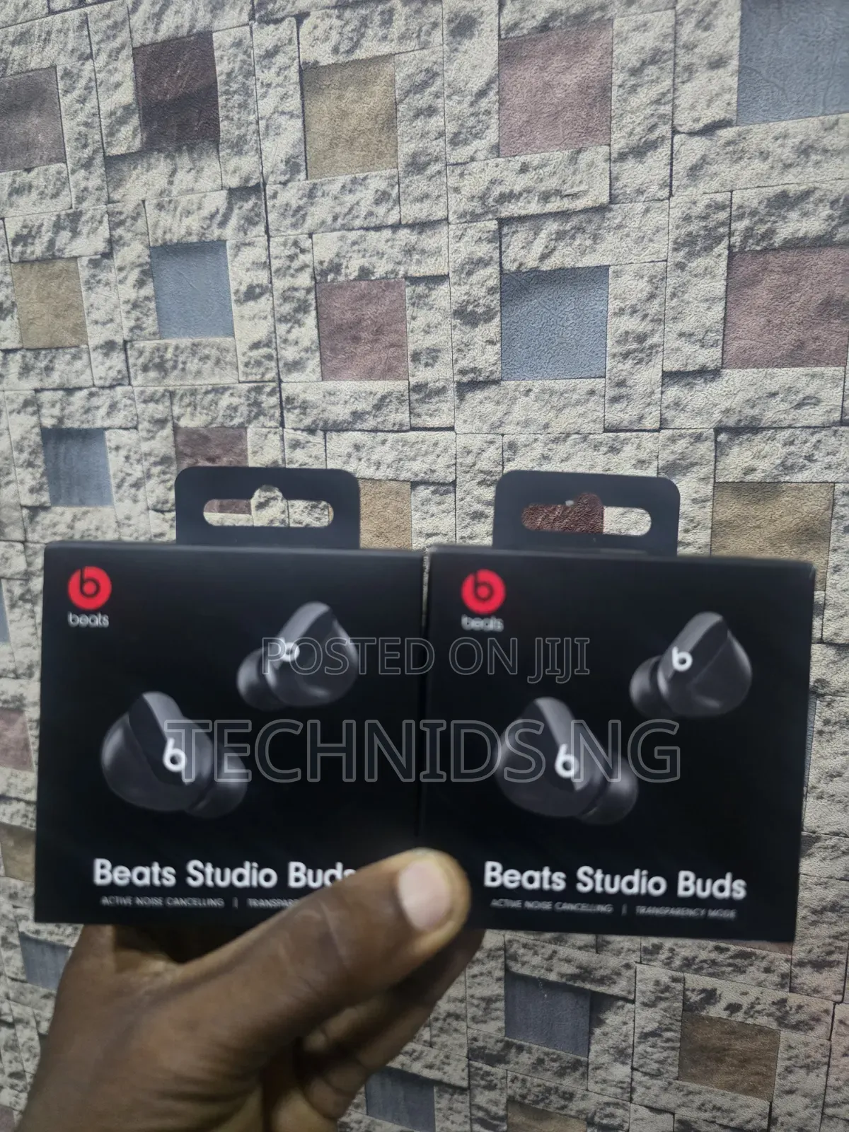 Beats Studio Buds