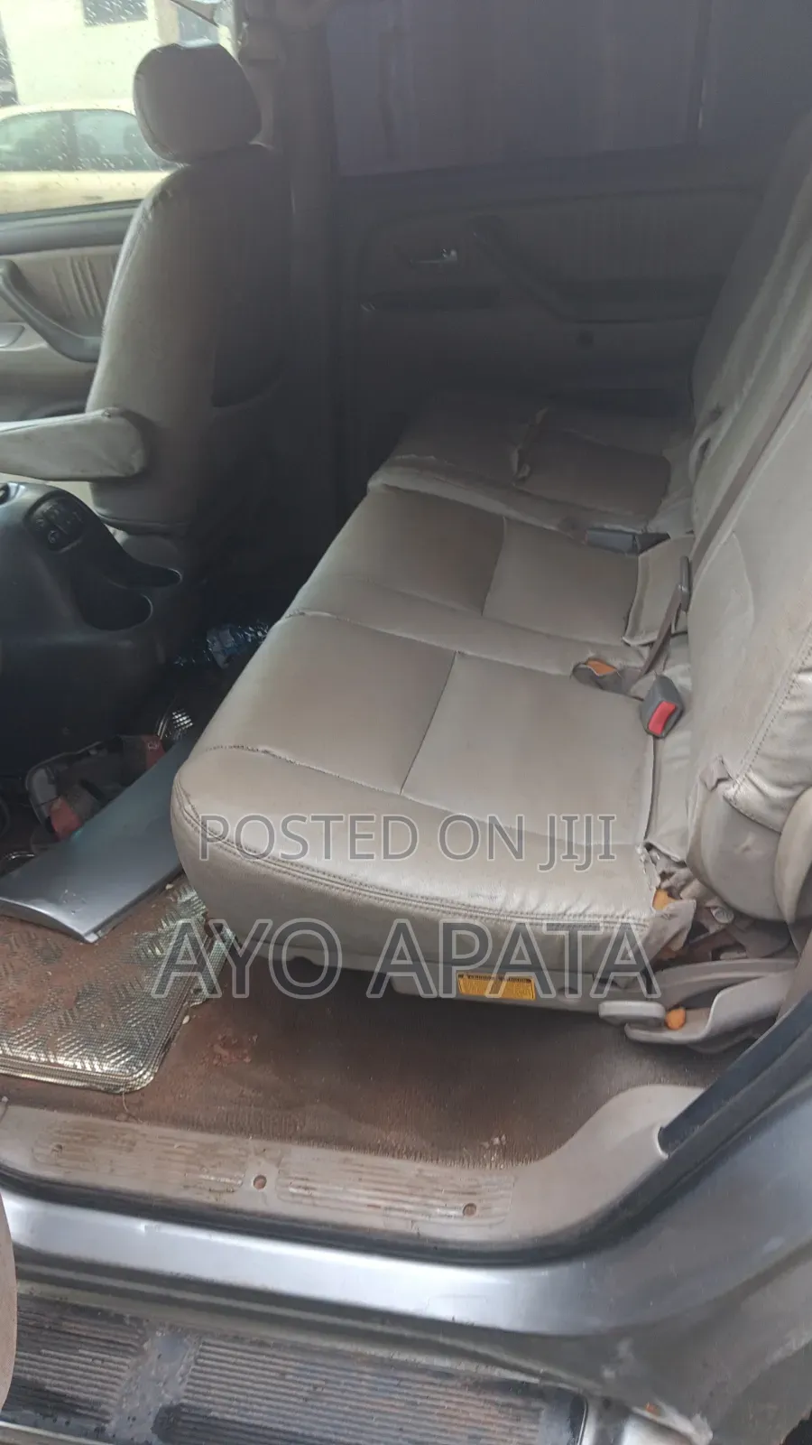 Toyota Sequoia 2003