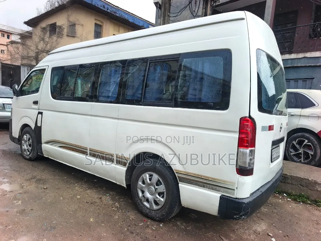 Toyota HiAce 2013 White