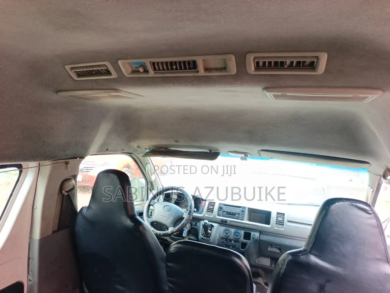 Toyota HiAce 2013 White