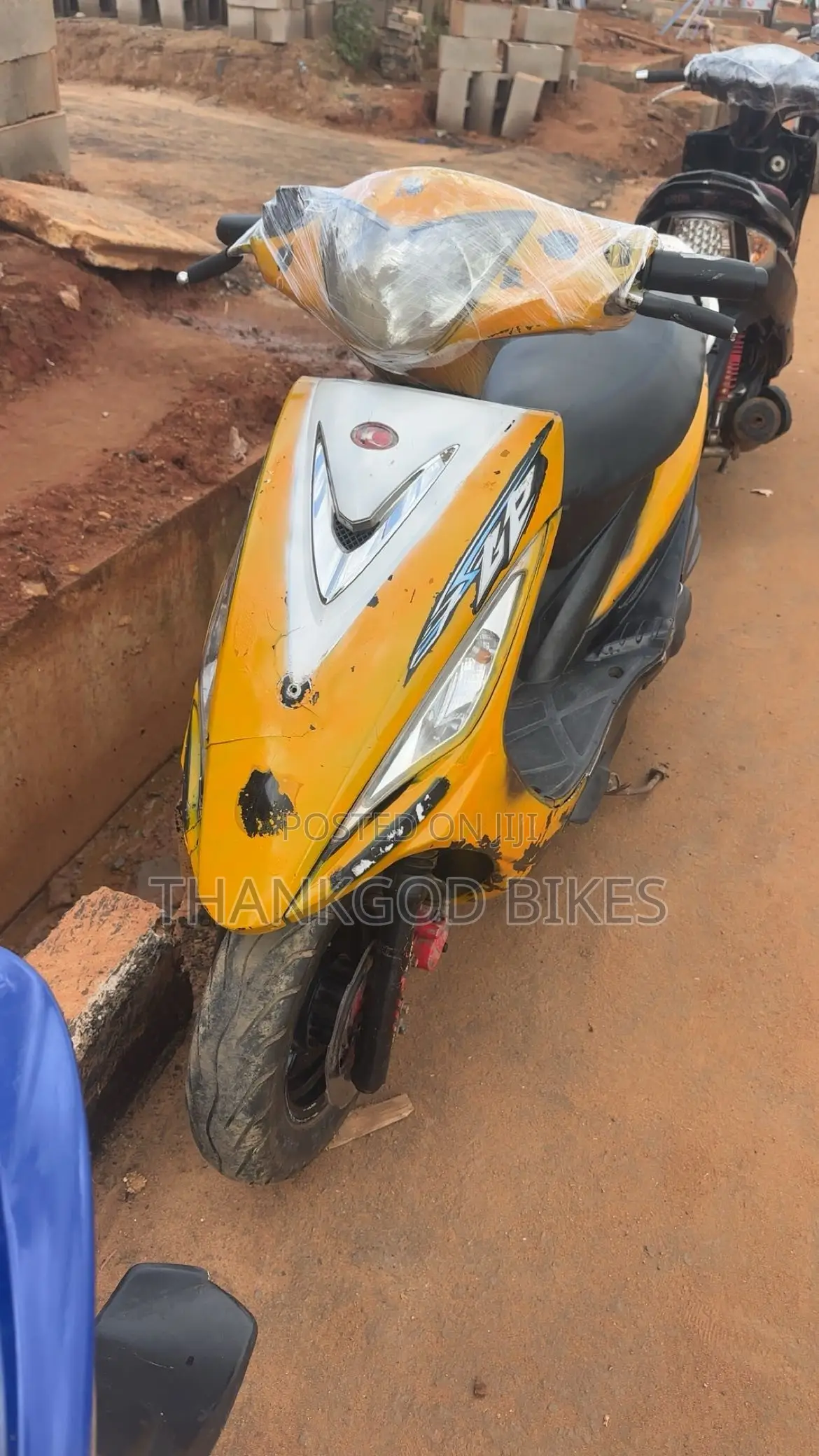 Kymco 2025 Yellow