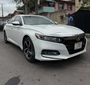 Honda Accord EX-L 2.0T 2018 White