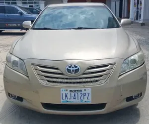 Toyota Camry 2.4 GLi Automatic 2008 Gold