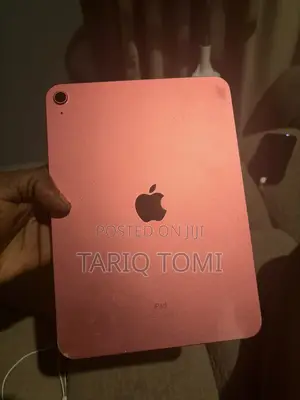 Apple iPad Air (2022) 128 GB Pink