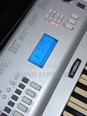 Yamaha DGX-220 — Powerful Portable Keyboard
